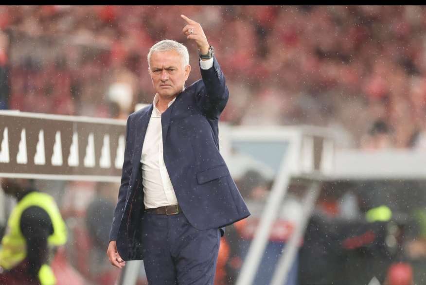 5-0狂胜+9场不败！穆里尼奥率队冲至第2，欧冠能否打破“强队魔咒”？